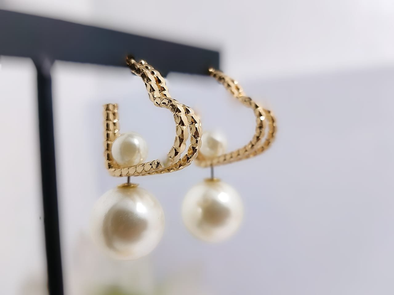 Textured Gold Pearl Hoop Earrings